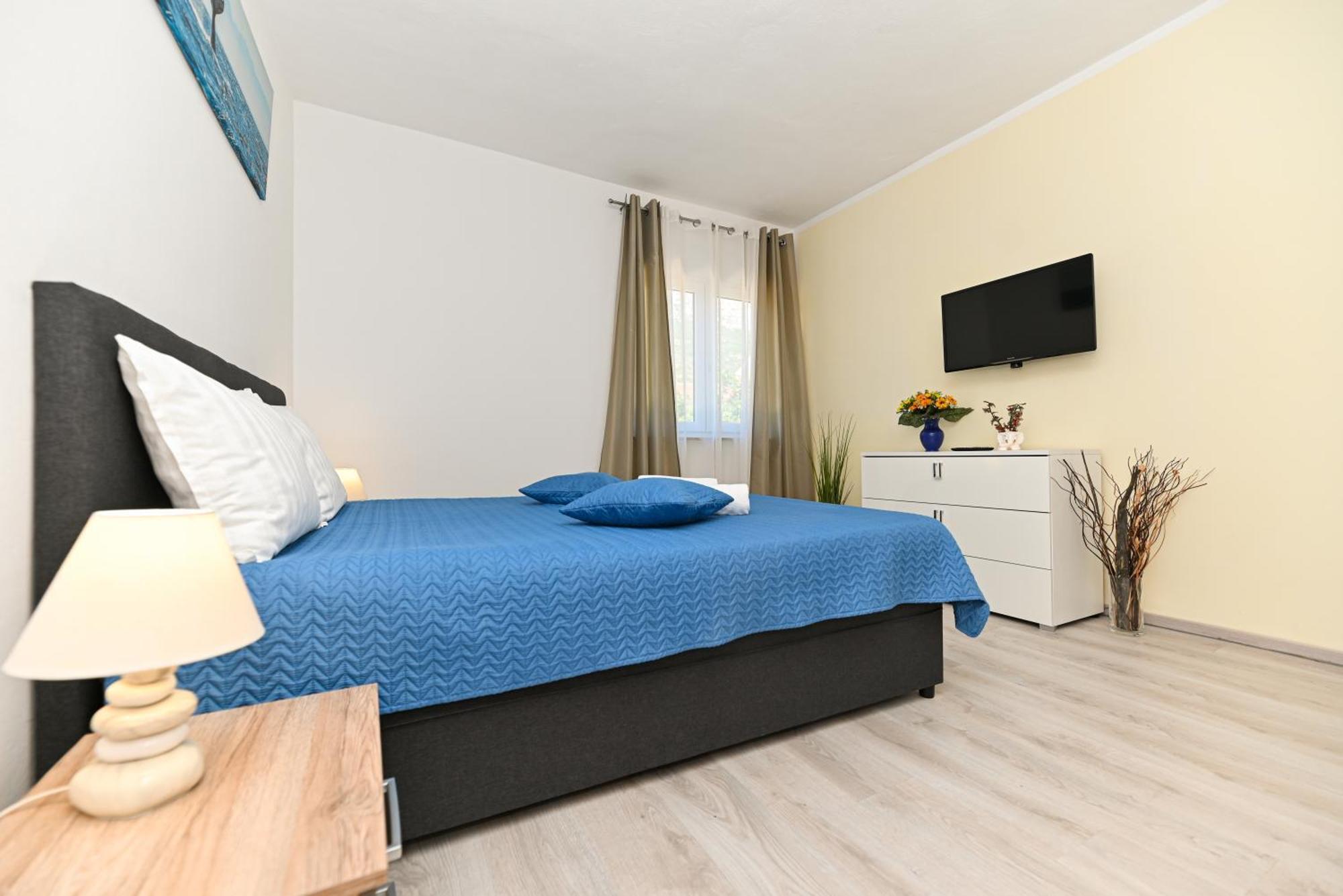 Apartmani Dolores Kastela Dış mekan fotoğraf