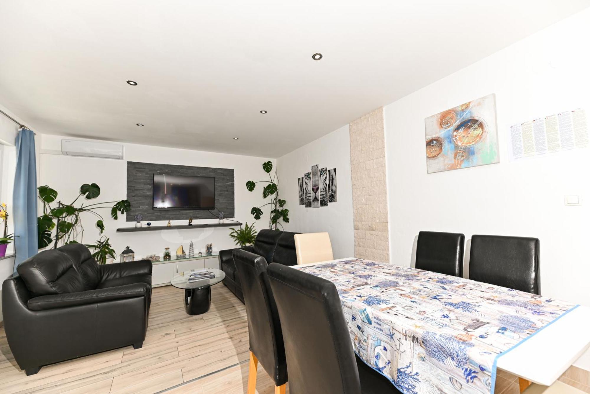 Apartmani Dolores Kastela Dış mekan fotoğraf